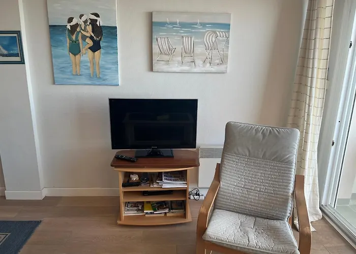 Appartement Appt Plein Centre , Face Avec Parking